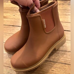 Merry people rust ankle rain short boot